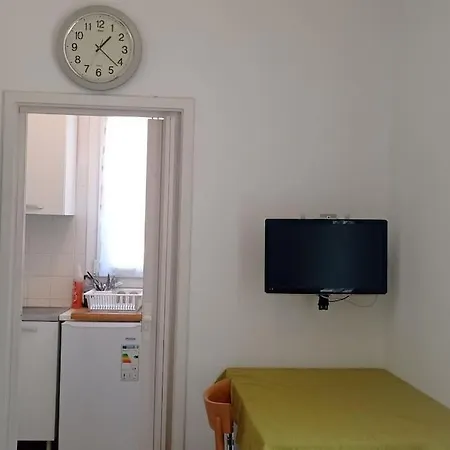 Galaxy 158 Fiera Apartman